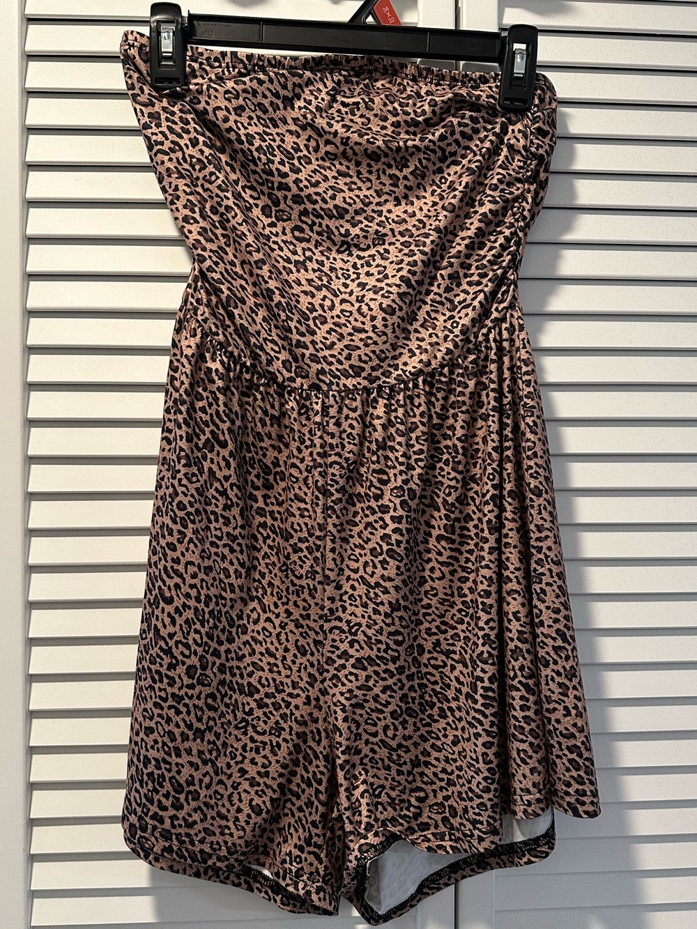 Women’s Leopard Print Strapless One-Piece Romper in Brown